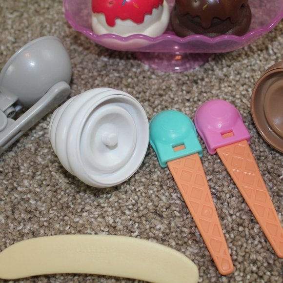 Battat Ice Cream Parlor Sundae Play Circle Food Pretend Scoop Spoons Toys Lot - Picture 3 of 5